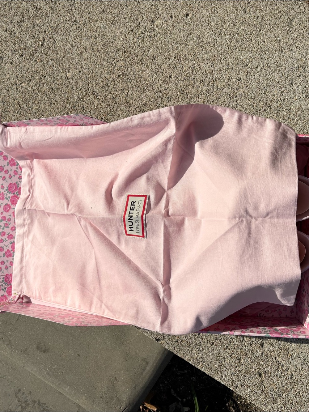Hunter x LoveShackFancy Light Pink Floral Short Rain Boots - Picture 9 of 11